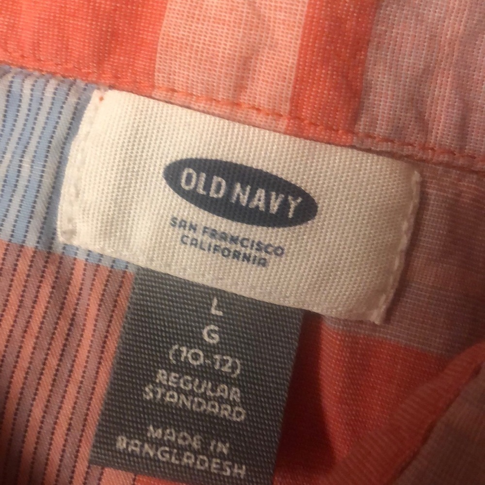 Old navy button down - Picture 4 of 5